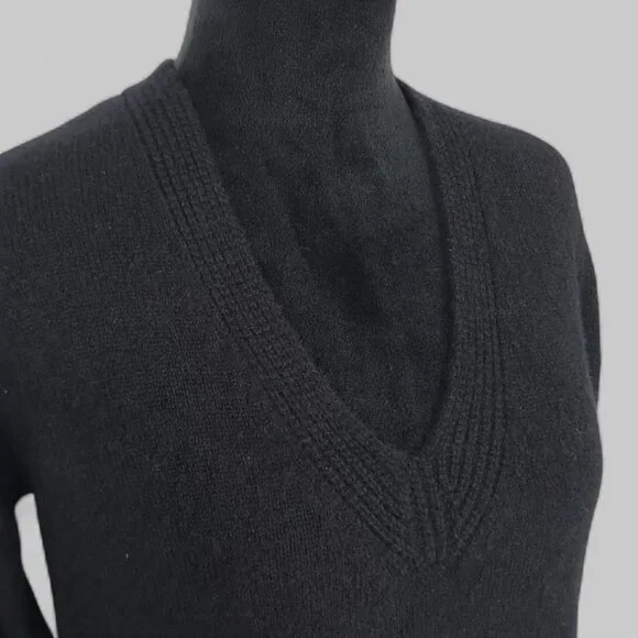 Vince Cashmere Weekend V-Neck Sweater XS - Picture 5 of 12